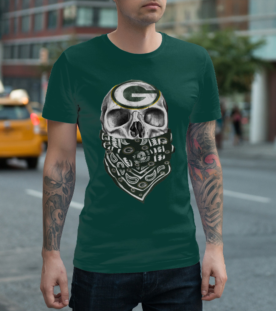 Green Bay Packers Skull With Bandana Featuring T-Shirt