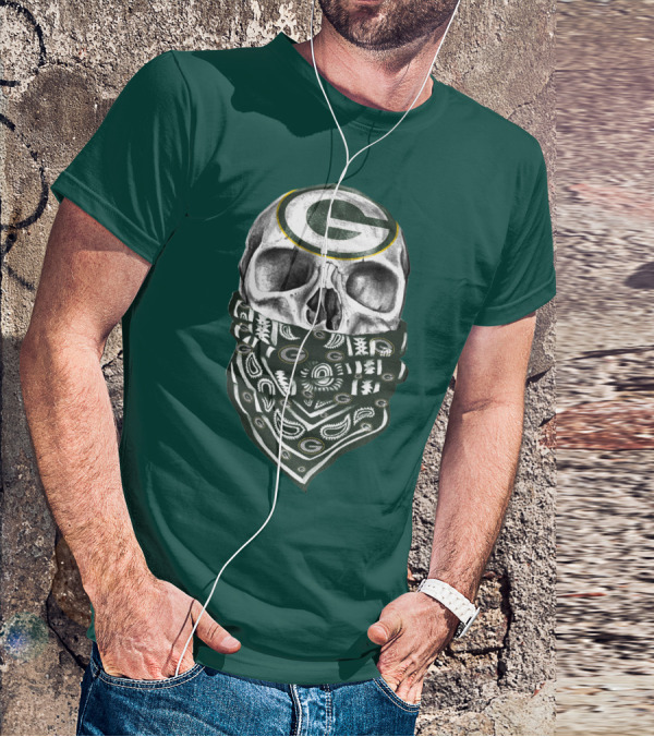 Green Bay Packers Skull With Bandana Featuring T-Shirt