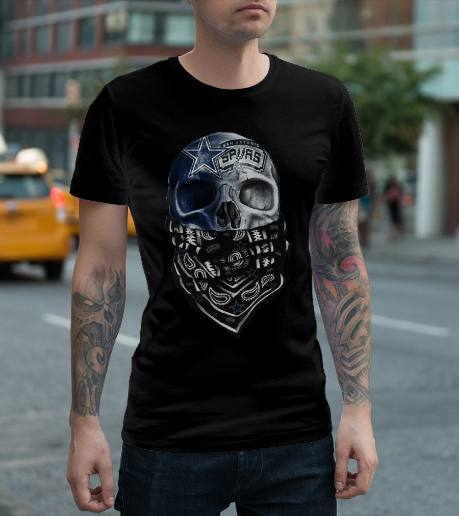 San Antonio Spurs Skull With Paisley Bandana T-Shirt