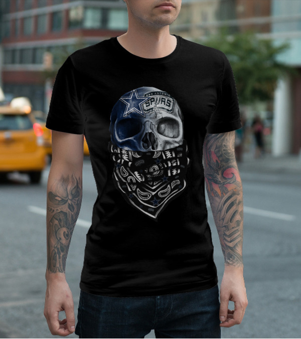San Antonio Spurs Skull With Paisley Bandana T-Shirt