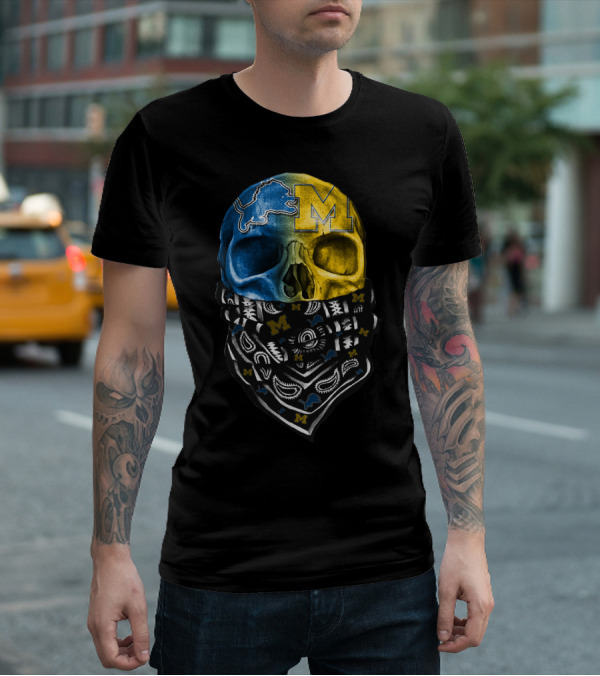 Lions Blue Michigan M Skull Bandana T-Shirt
