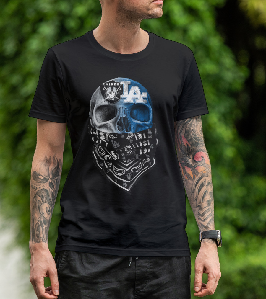 Raider La Bandana Skull T-Shirt