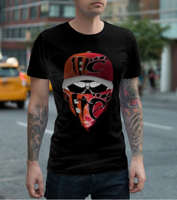 Bengals Skull Mask And Cap T-Shirt