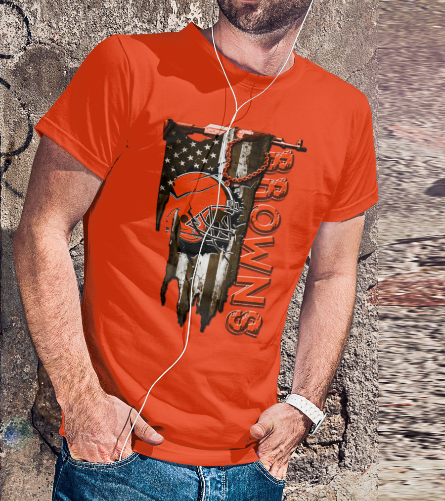 Cleveland Browns American Flag Football Helmet Browns T-Shirt