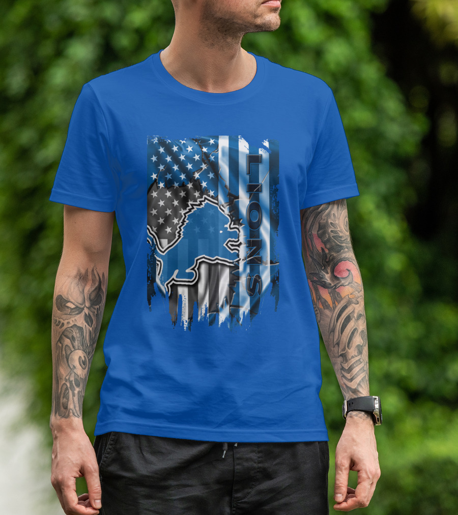 Detroit Lions American Flag Football Team T-Shirt
