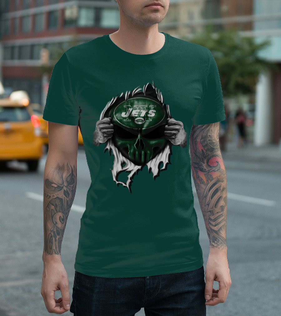 New York Jets Skull Ripping Football Helmet T-Shirt