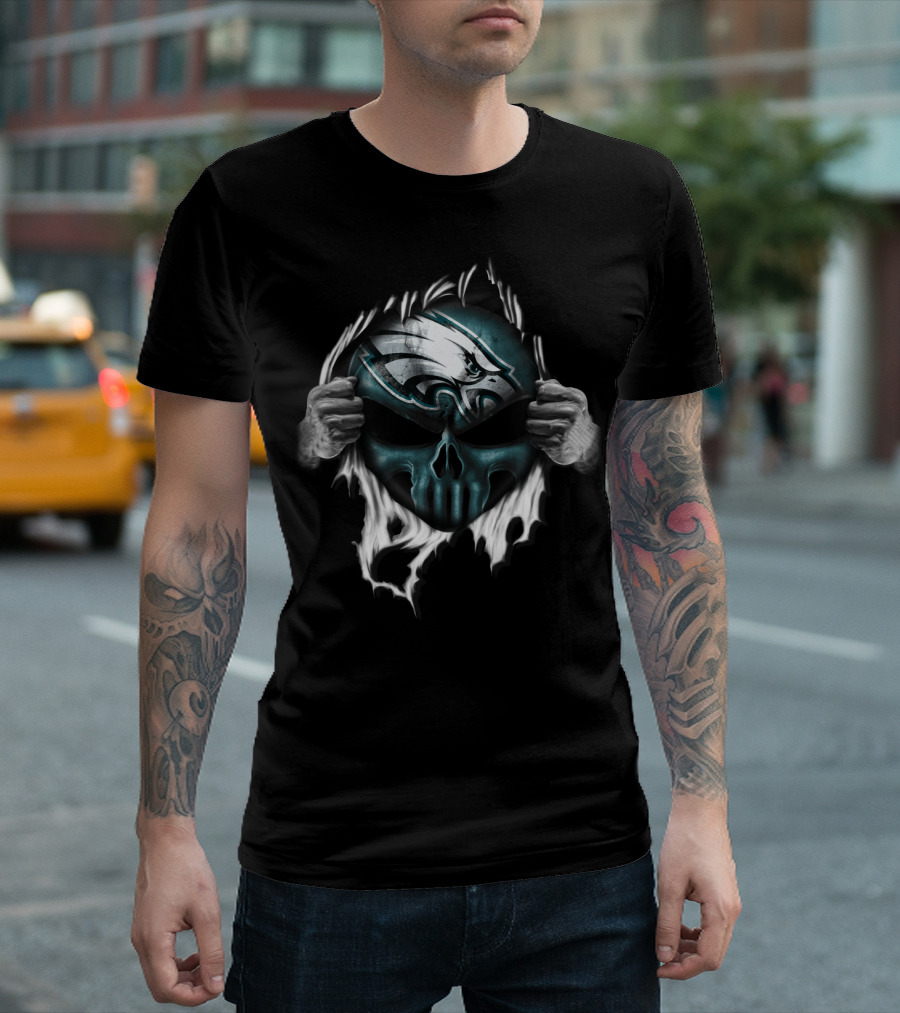 Philadelphia Eagles Skull Logo Face Ripped T-Shirt