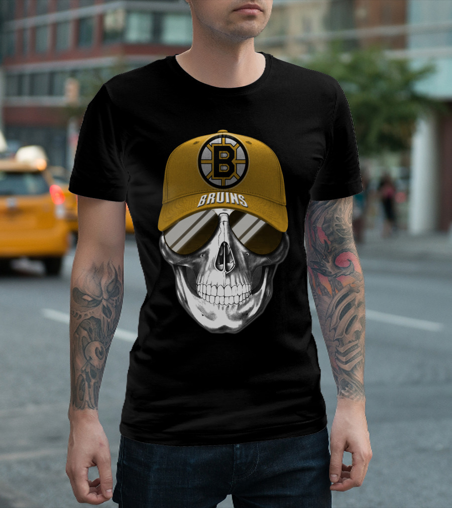 Boston Bruins Skull Cap With Hockey T-Shirt