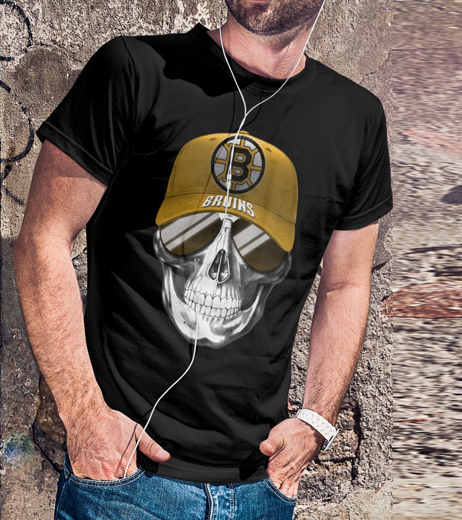 Boston Bruins Skull Cap With Hockey T-Shirt