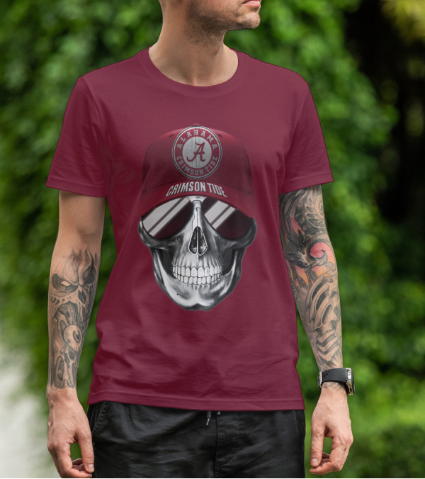 Alabama Crimson Tide Skull With Cap And Sunglasses T-Shirt
