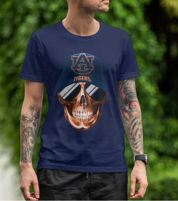 Auburn Tigers Skull With Au Logo Hat And Sunglasses T-Shirt