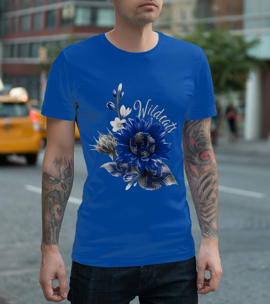 Wildcats Kentucky Blue Flowers K T-Shirt