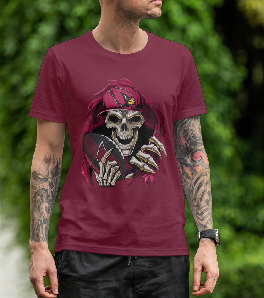 Arizona Cardinals Skull Holding Football T-Shirt