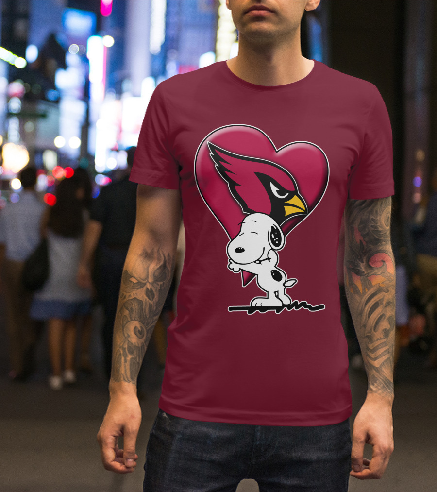 Snoopy Hugging Heart Arizona Cardinals T-Shirt