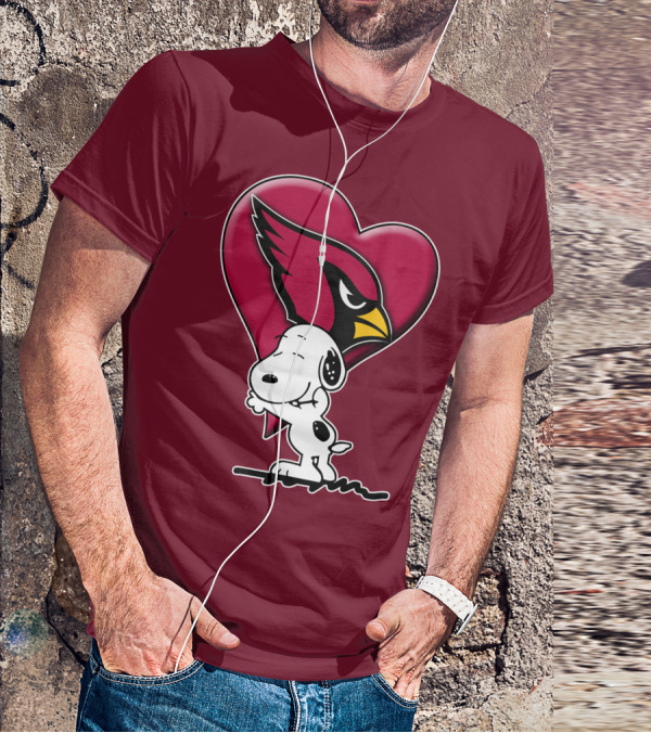 Snoopy Hugging Heart Arizona Cardinals T-Shirt