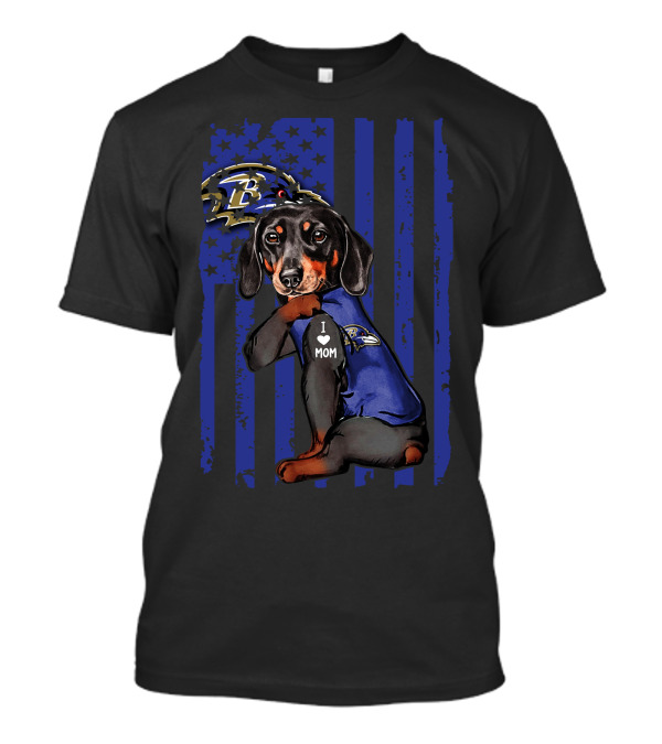 Dachshund I Love Mom Baltimore Ravens Fan With Football Helmet And Stars T-Shirt