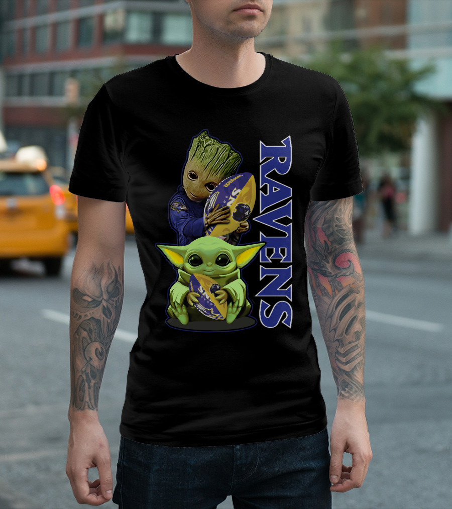 Grzd Baltimore Ravens Baby Yoda and Groot Ravens Football T-Shirt