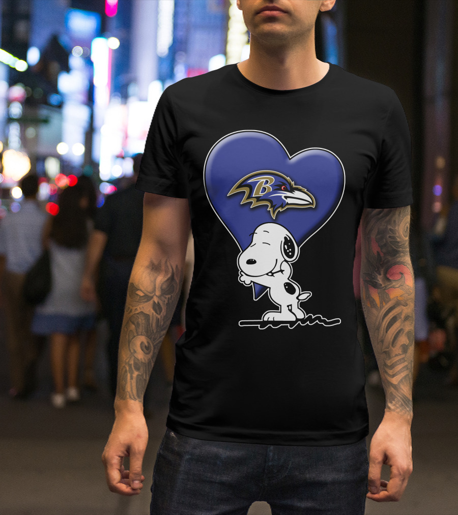 Snoopy Hugging Baltimore Ravens Heart T-Shirt