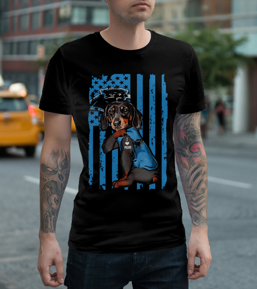 Dachshund Carolina Panthers I Love Mom T-Shirt