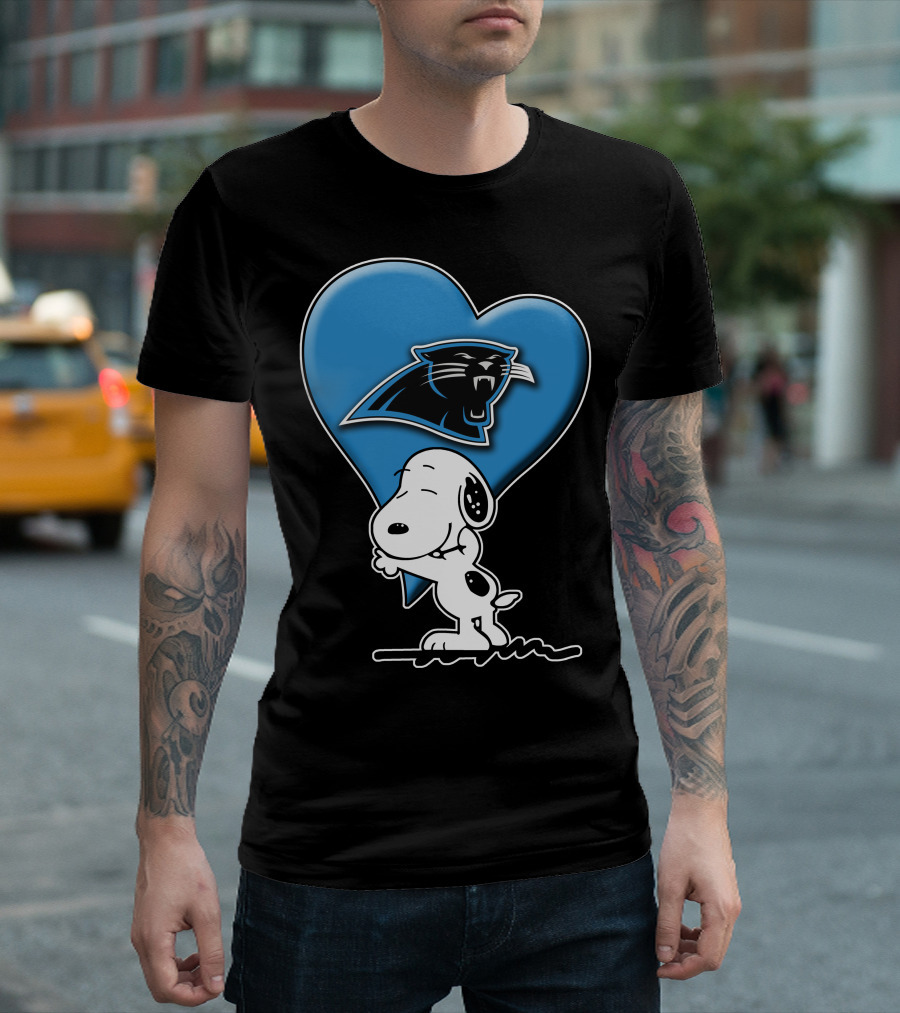 Snp V1 Carolina Panthers Love Snoopy Hugging Blue Heart T-Shirt