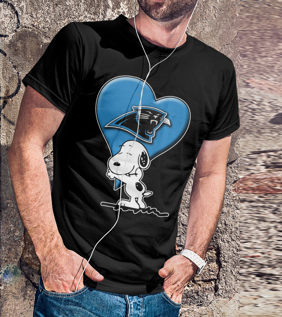 Snp V1 Carolina Panthers Love Snoopy Hugging Blue Heart T-Shirt