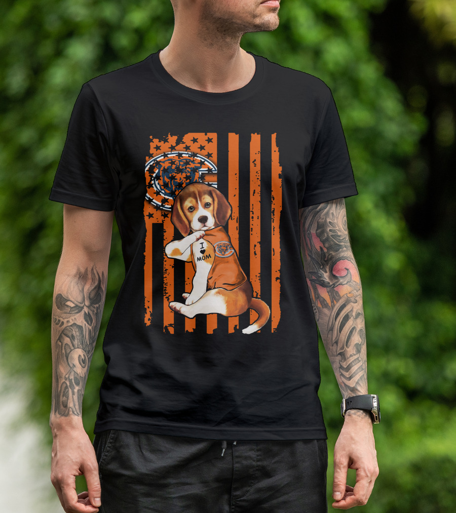 Beagle Chicago Bears I Love Mom Football T-Shirt