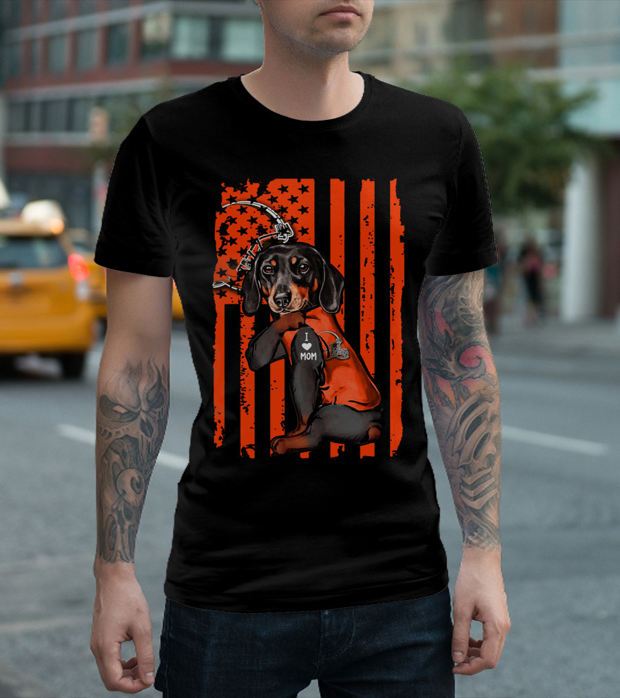 Dachshund I Love Mom Cleveland Browns Pawprint and Helmet Icon Orange USA Flag T-Shirt