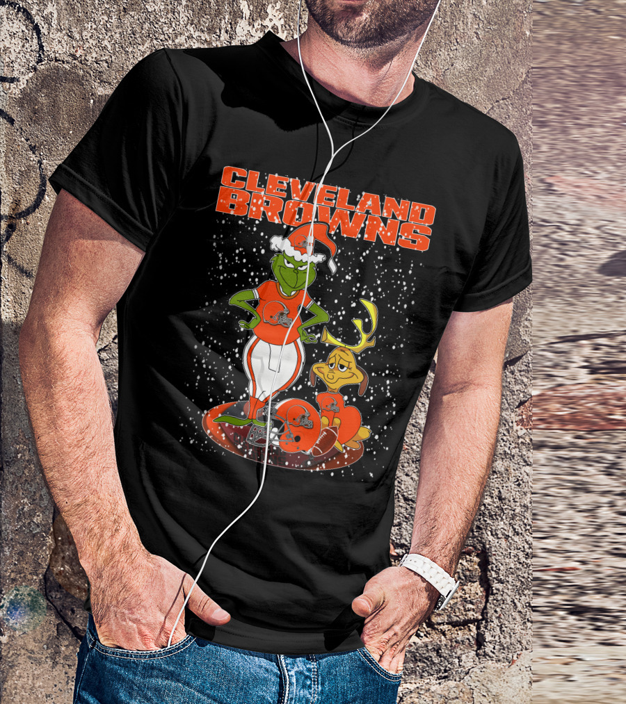 CLEVELAND BROWNS Grinchxmas Snow Football T-Shirt