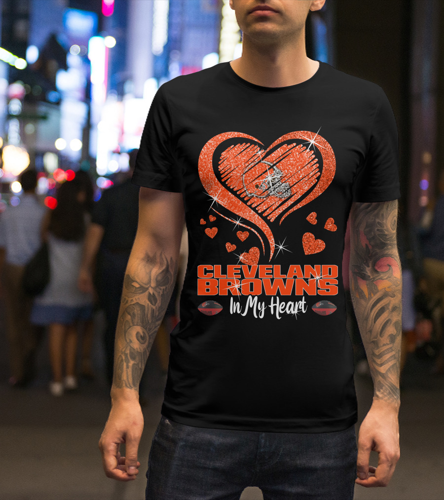 CLEVELAND BROWNS Glitter Heart Football In My Heart T-Shirt