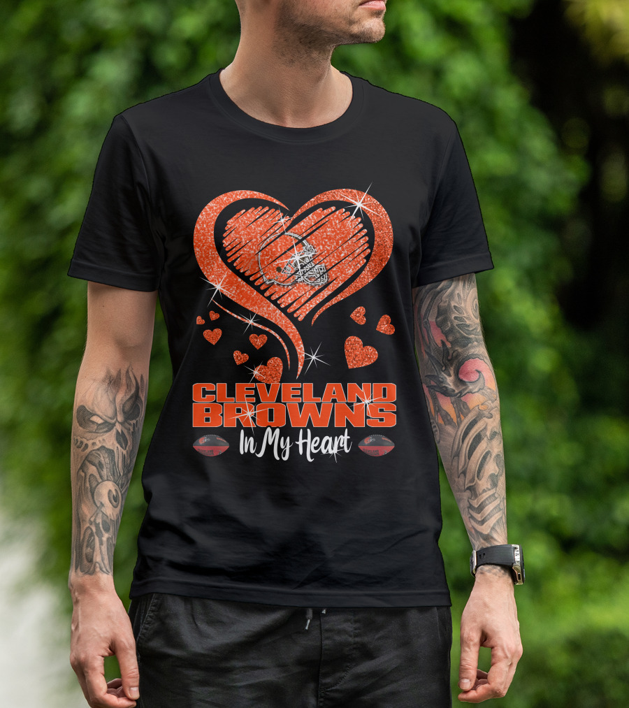 CLEVELAND BROWNS Glitter Heart Football In My Heart T-Shirt