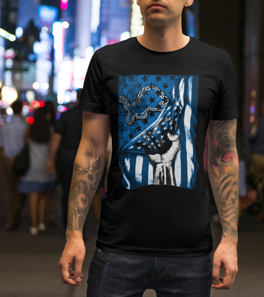 DETROIT LIONS American Flag Fist T-Shirt