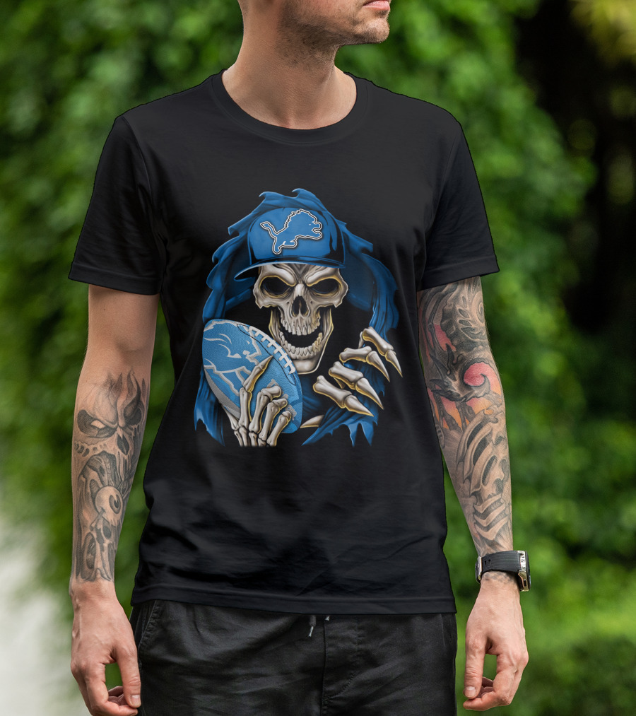 Skullbong Detroit Lions Skeleton With Football And Cap T-Shirt