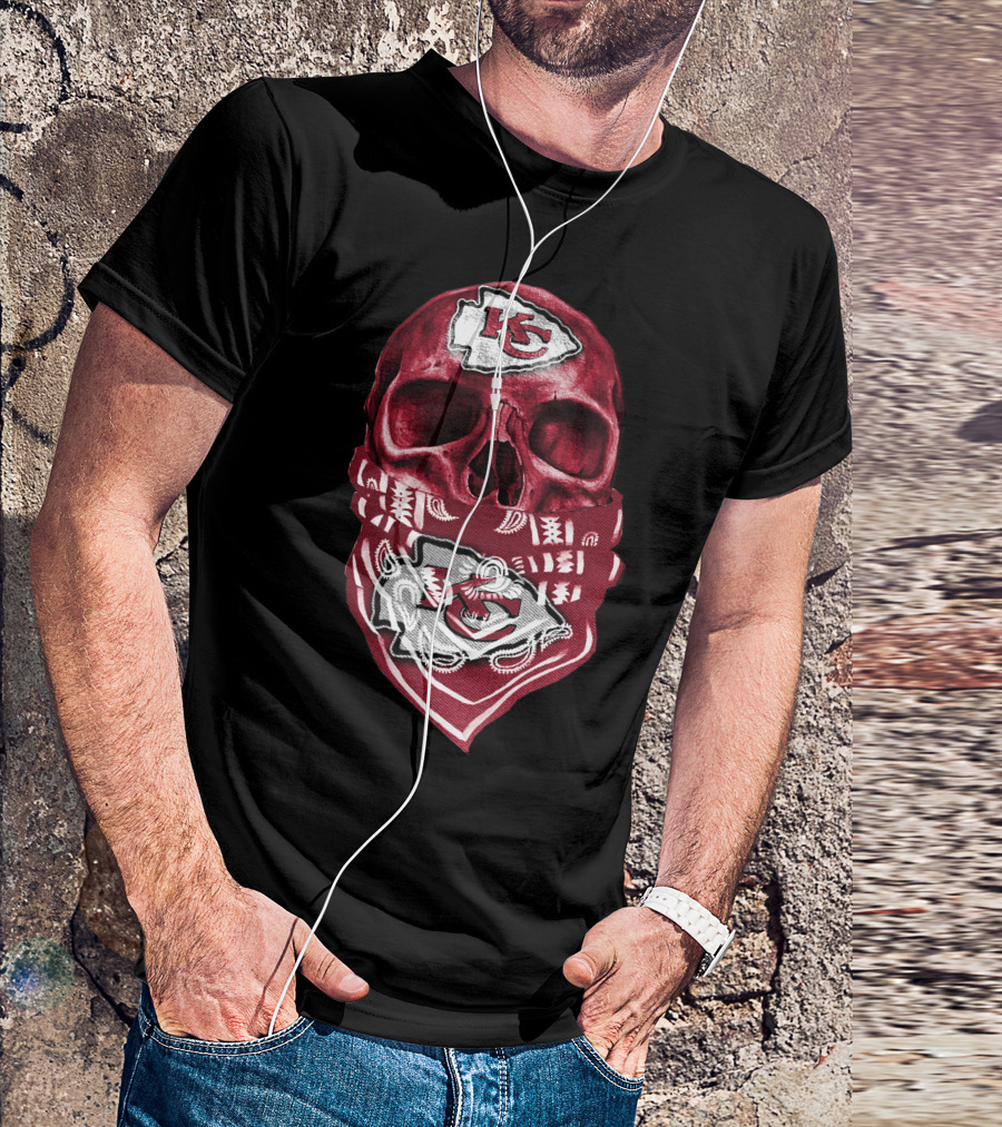 Kansas City Chiefs Skull Bandana T-Shirt