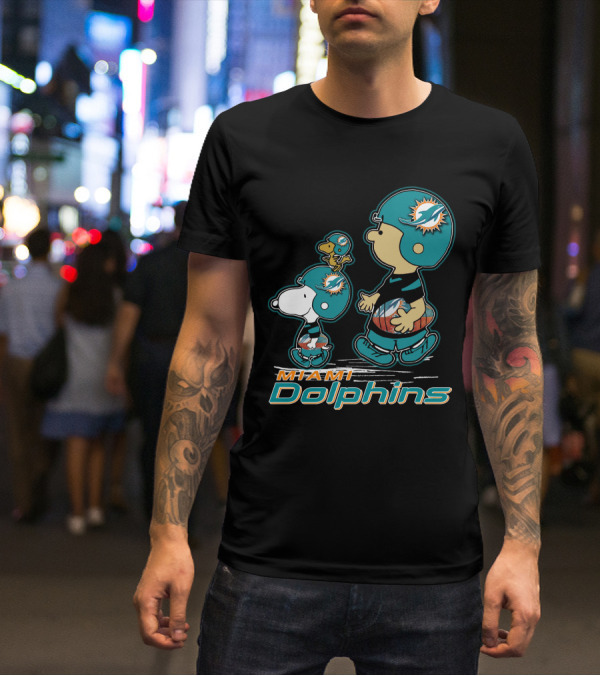 Snpfootball Miami Dolphins Peanuts Characters T-Shirt