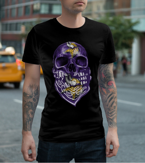 Skull Purple Bandana Minnesota Vikings NFL Football Team T-Shirt