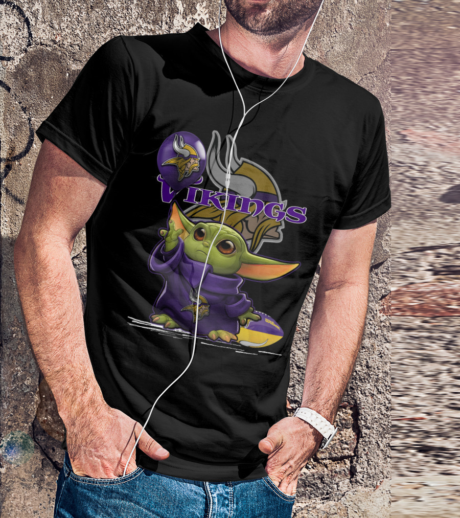 Yoda Holding Minnesota Vikings Football Helmet With Team T-Shirt