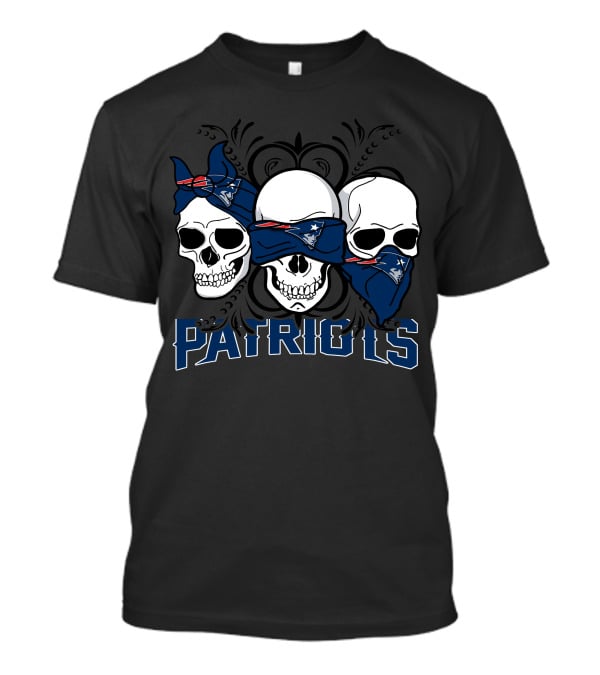 Patriots Skulls Three New England Helmets T-Shirt