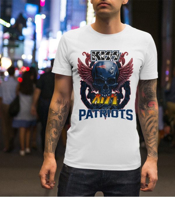 KISS Patriots Skull With Wings New England Patriots T-Shirt