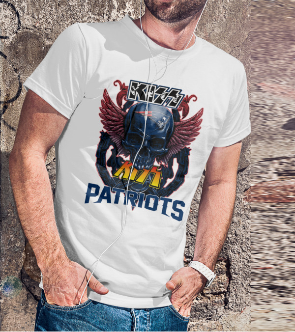 KISS Patriots Skull With Wings New England Patriots T-Shirt