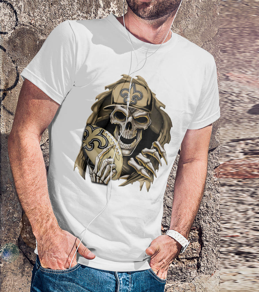 Skullbong New Orleans Saints Skeleton Holding Football With Fleur-de-Lis Cap T-Shirt