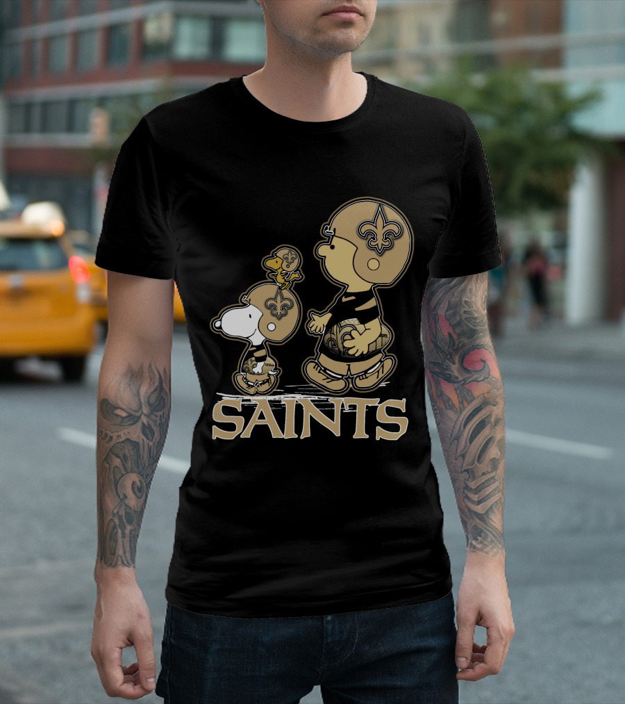 Snpfootball New Orleans Saints Peanuts Snoopy Woodstock Football Helmets T-Shirt