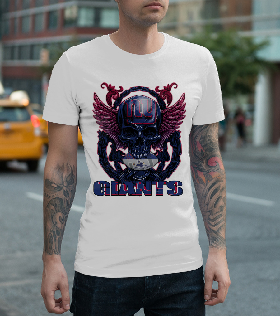 Skullfb New York Giants Winged Skull Design with Football Helmet and Chains T-Shirt