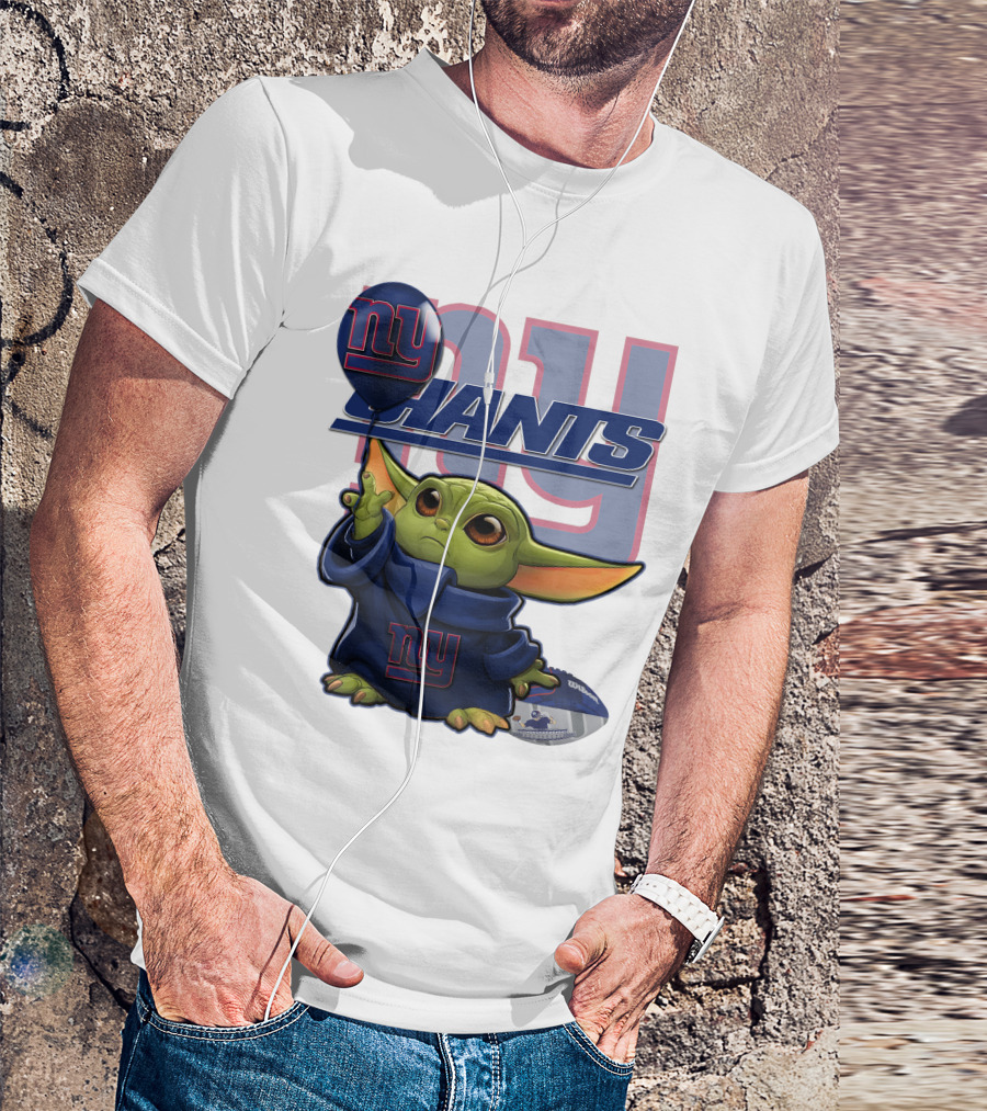 Yoda Giants Football Balloon Power Play T-Shirt
