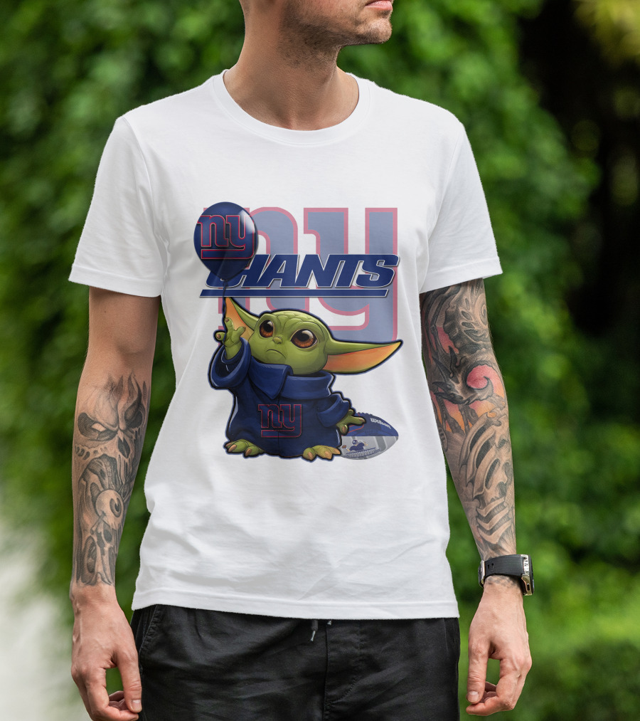 Yoda Giants Football Balloon Power Play T-Shirt