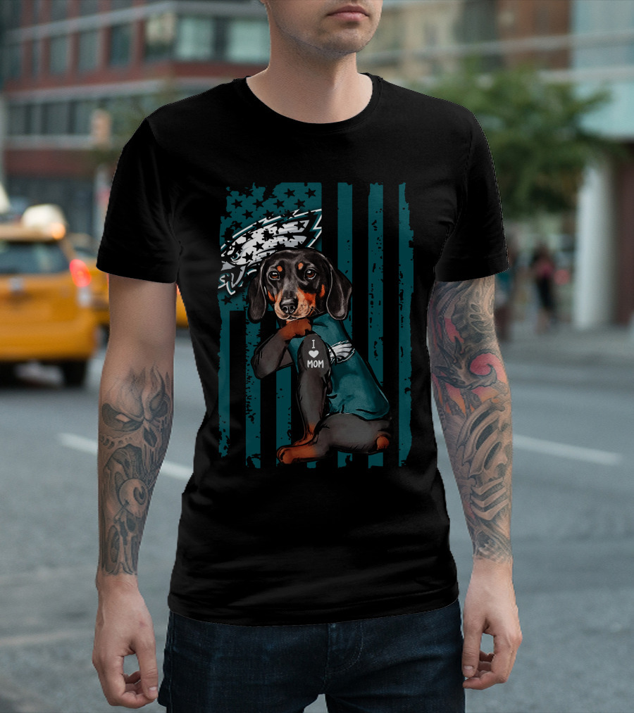 Dachshund I Love Mom Philadelphia Eagles Fan T-Shirt