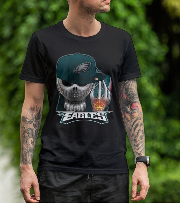 Jackskull Philadelphia Eagles Football Fan Skull Cap Halloween Pumpkin T-Shirt