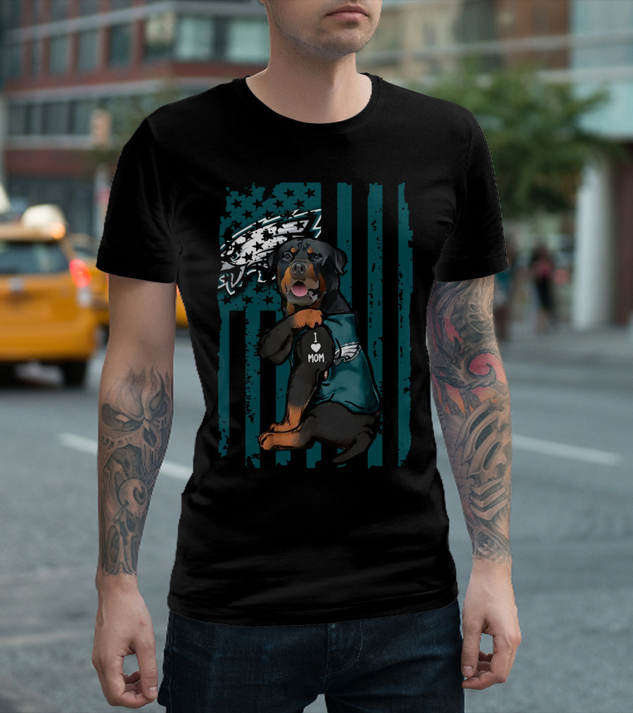 Rottweiler I Love Mom Philadelphia Eagles T-Shirt