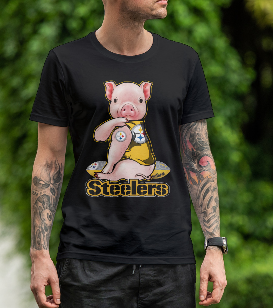 Steelers Pig With Football T-Shirt