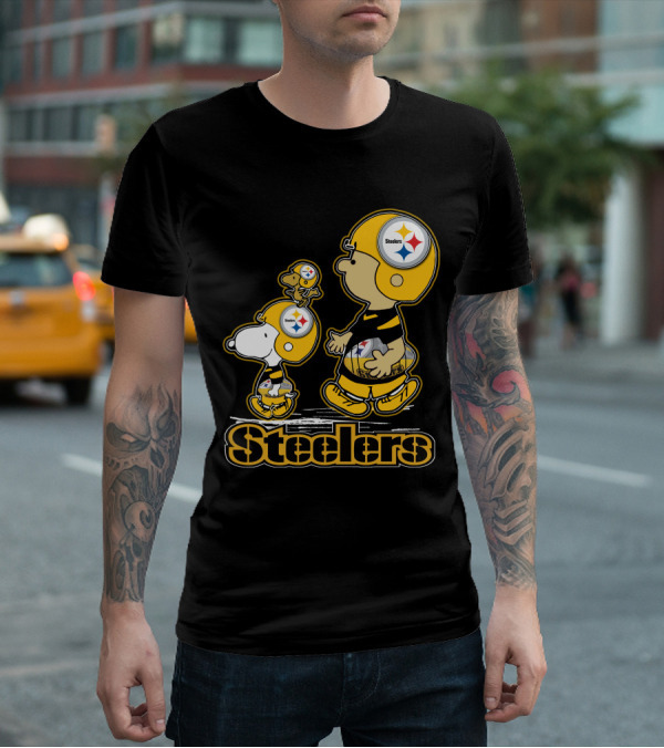 Snpfootball Pittsburgh Steelers Charlie Brown And Snoopy Peanuts Steelers Helmets T-Shirt