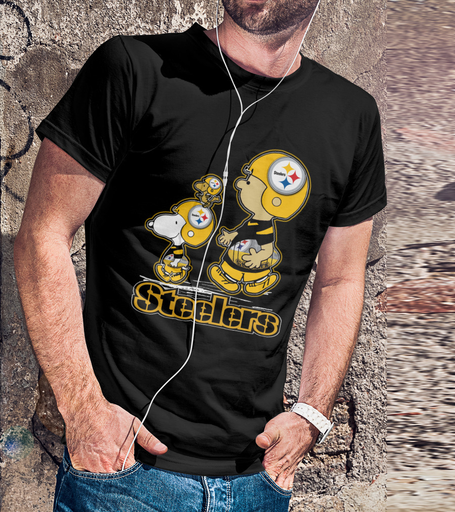 Snpfootball Pittsburgh Steelers Charlie Brown And Snoopy Peanuts Steelers Helmets T-Shirt